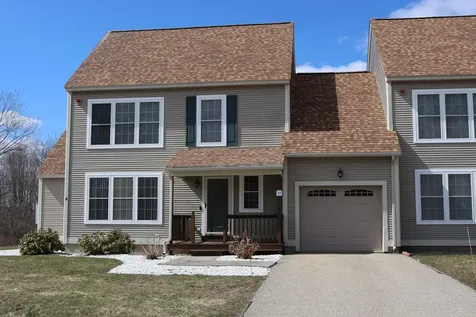 43 Abbey Road Brentwood NH 03833