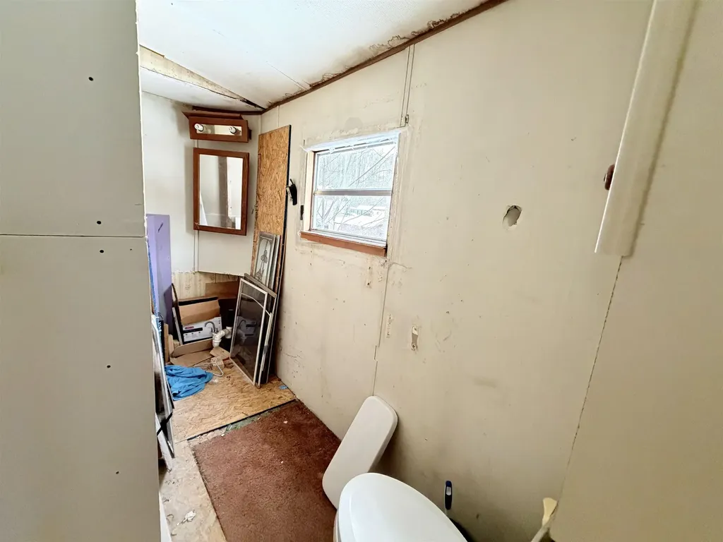 56 Daniels Drive Enfield NH 03748