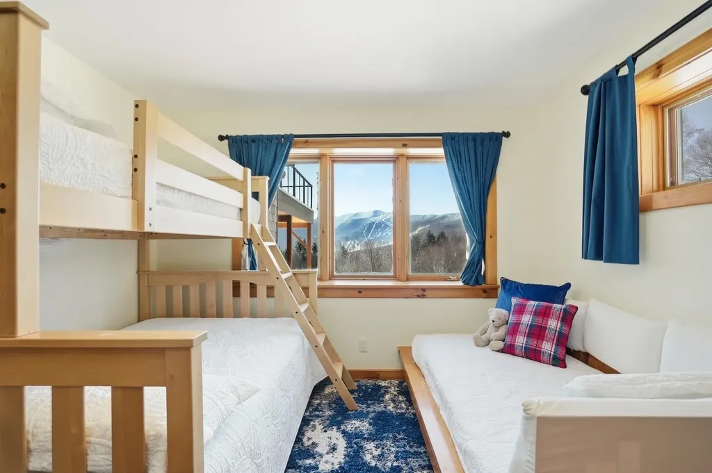 421 Stagecoach Road Fayston VT 05673