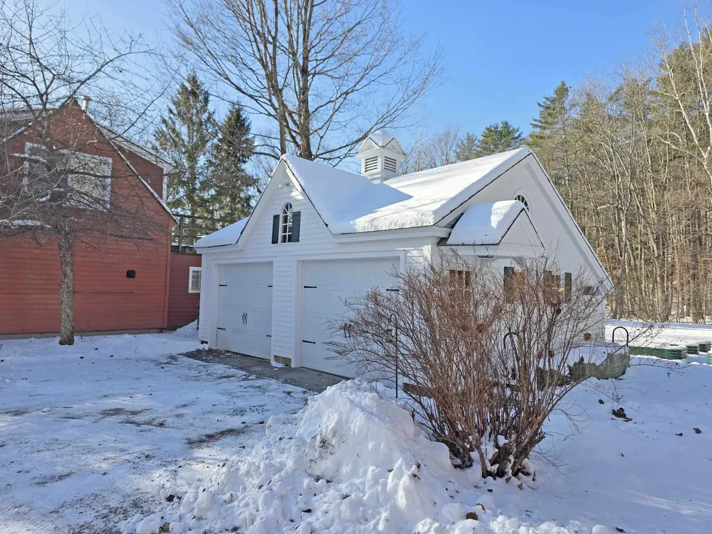 39 West Street Newfane VT 05345