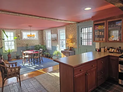 39 West Street Newfane VT 05345