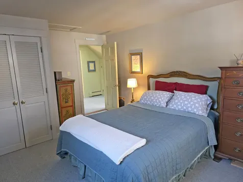 39 West Street Newfane VT 05345