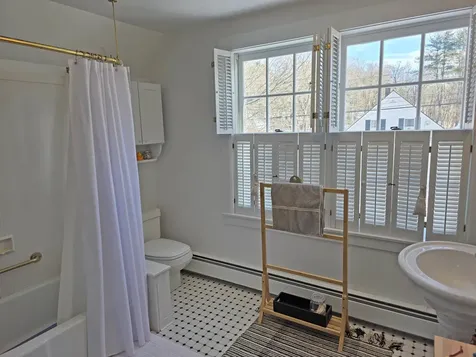 39 West Street Newfane VT 05345