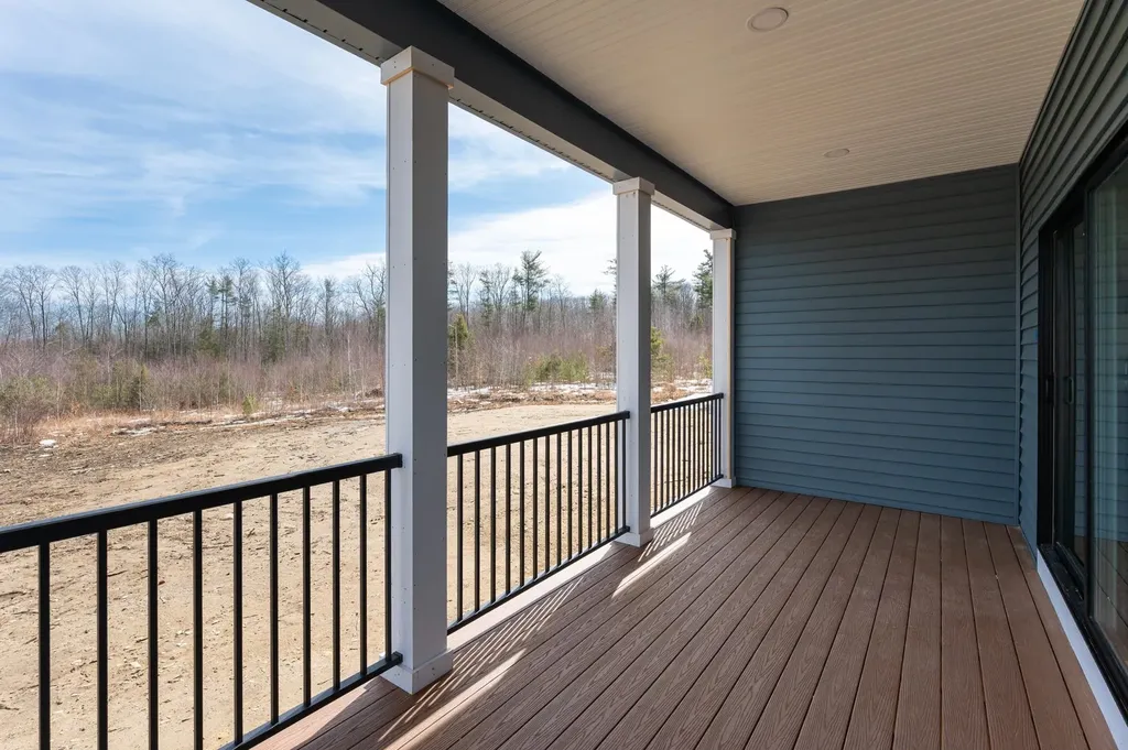 37 Colby Farm Road Chester NH 03036