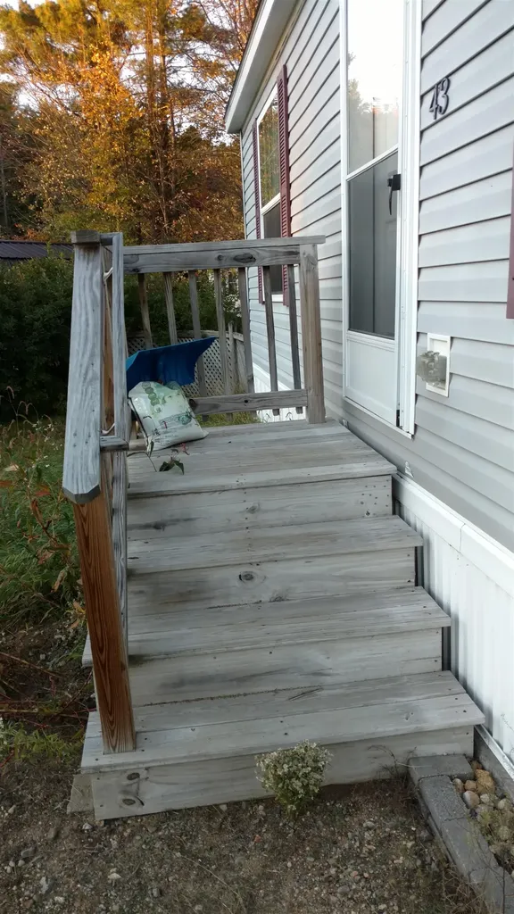 43 Fieldstone Lane Rochester NH 03867