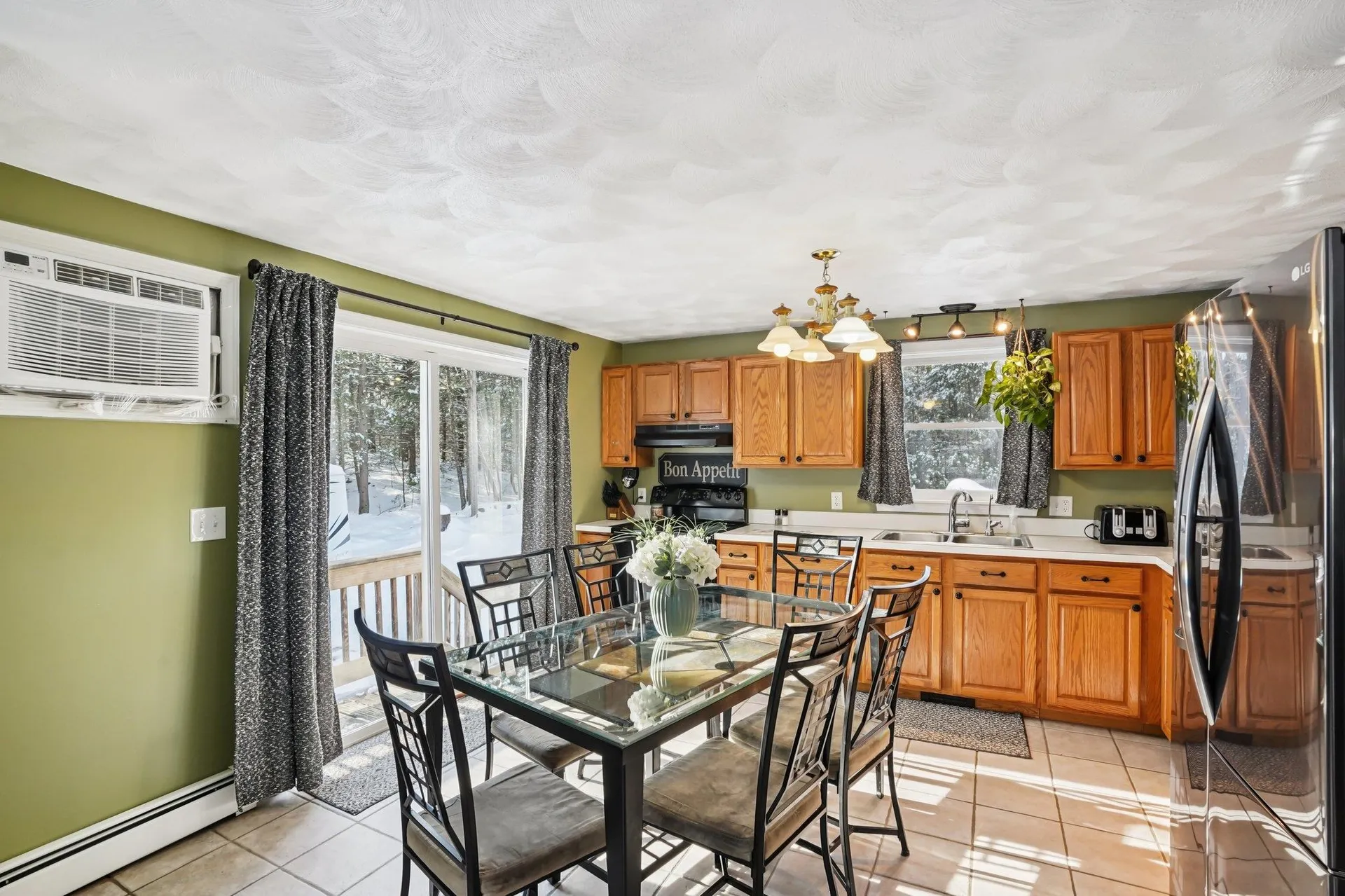 23 Wymans Landing Danville NH 03819