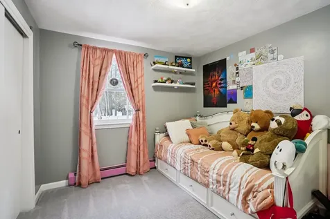 23 Wymans Landing Danville NH 03819