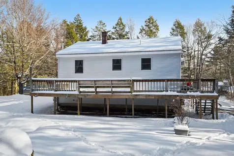 23 Wymans Landing Danville NH 03819