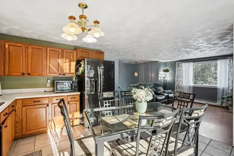 23 Wymans Landing Danville NH 03819