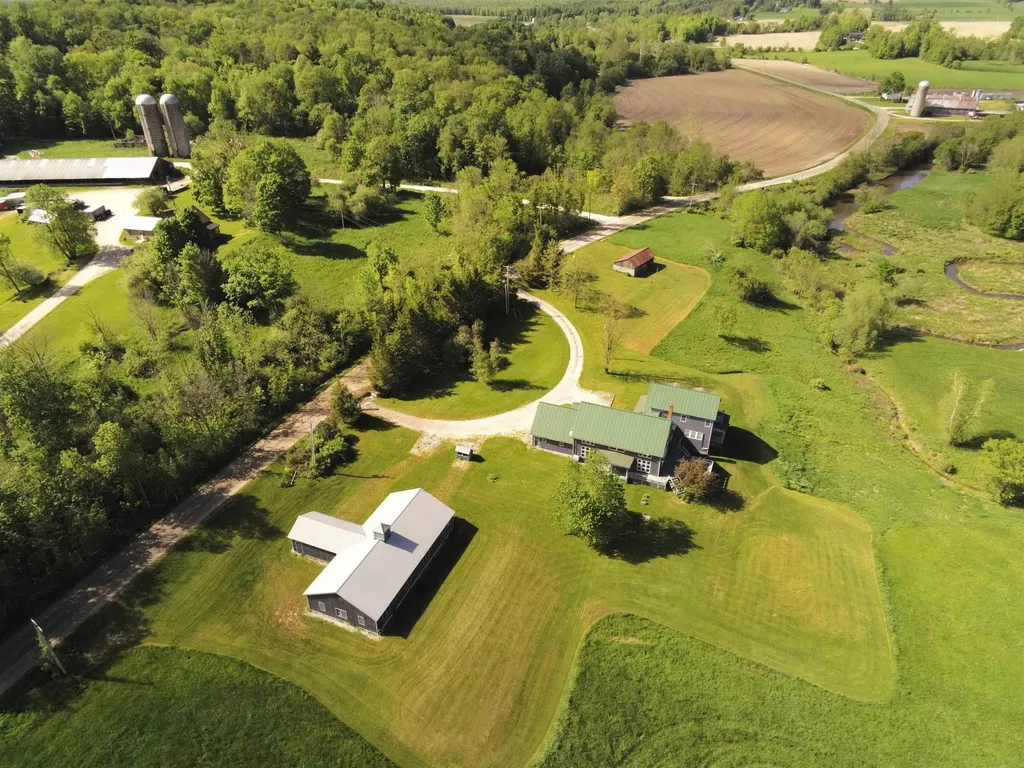 2112 Middle Road Salisbury VT 05769