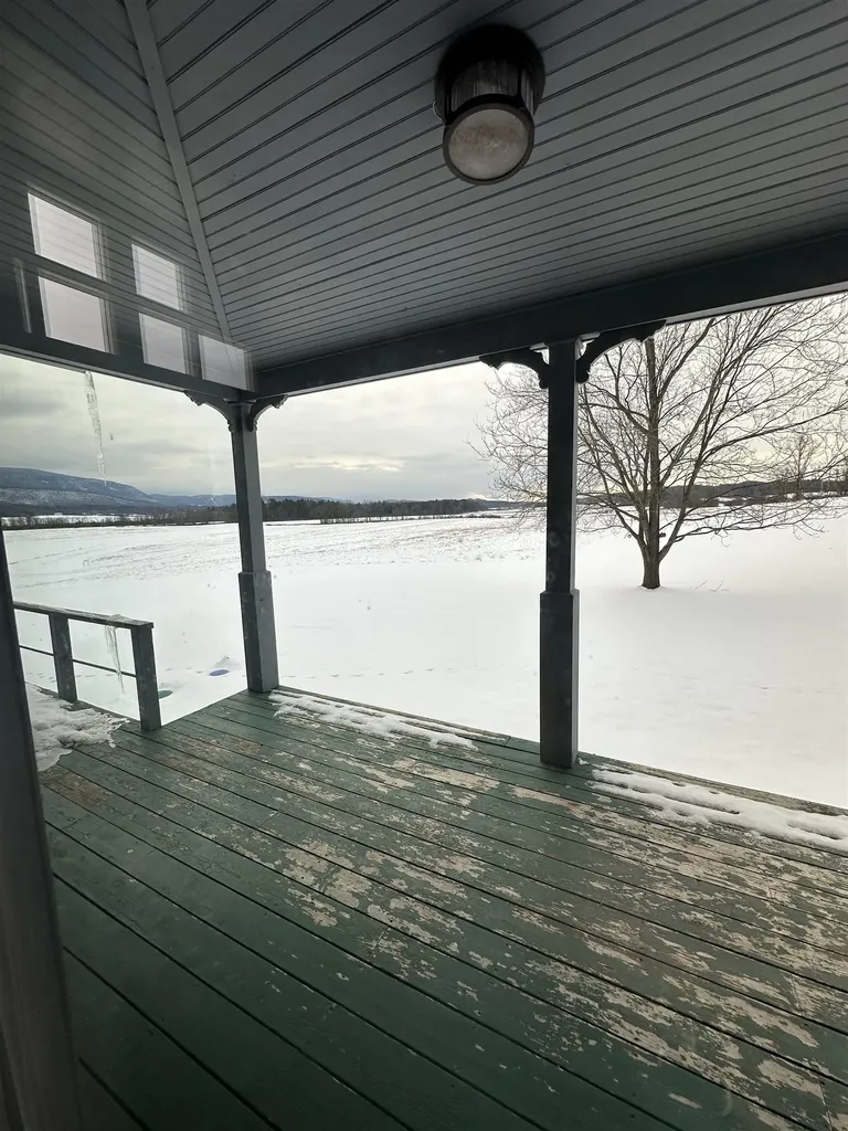 2112 Middle Road Salisbury VT 05769