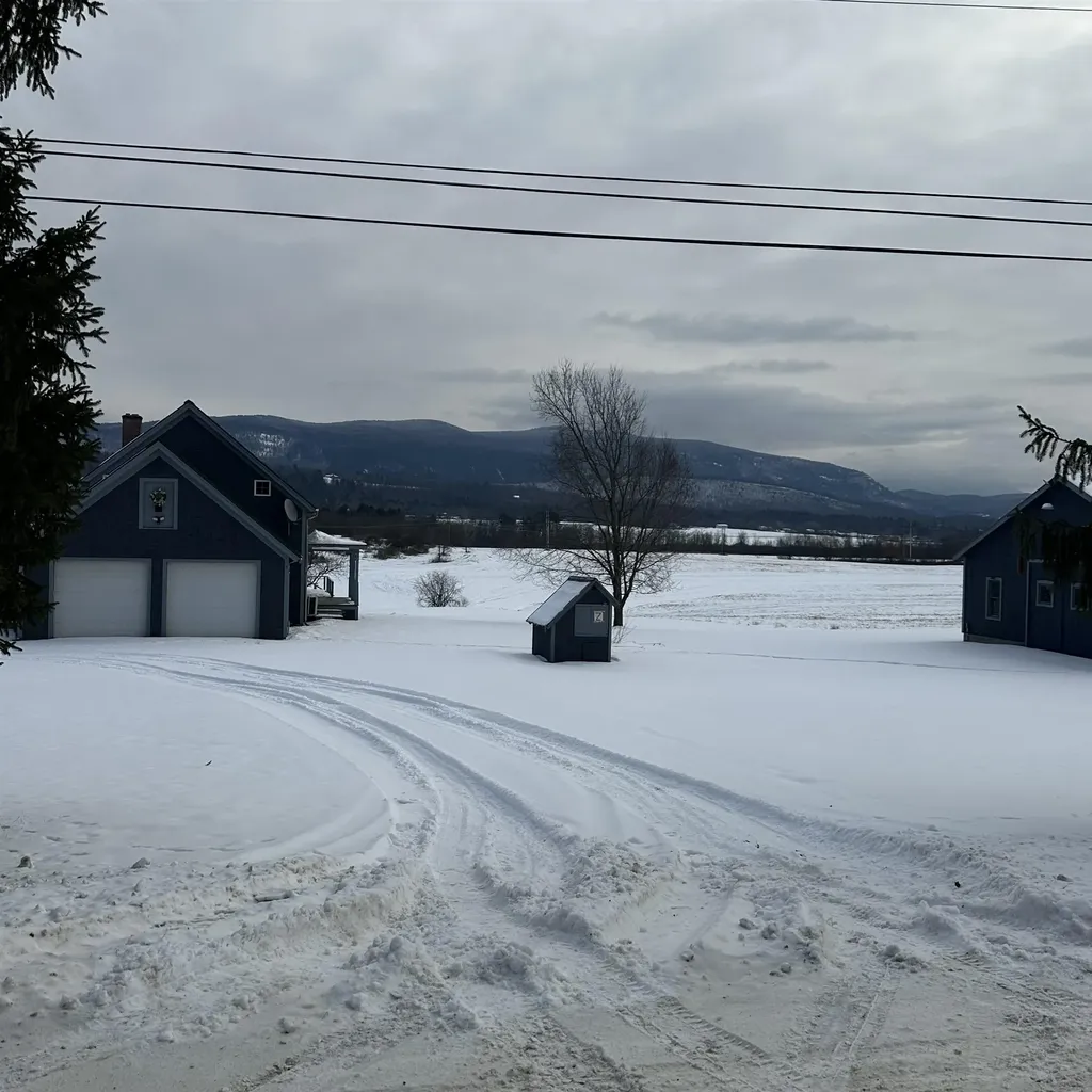 2112 Middle Road Salisbury VT 05769