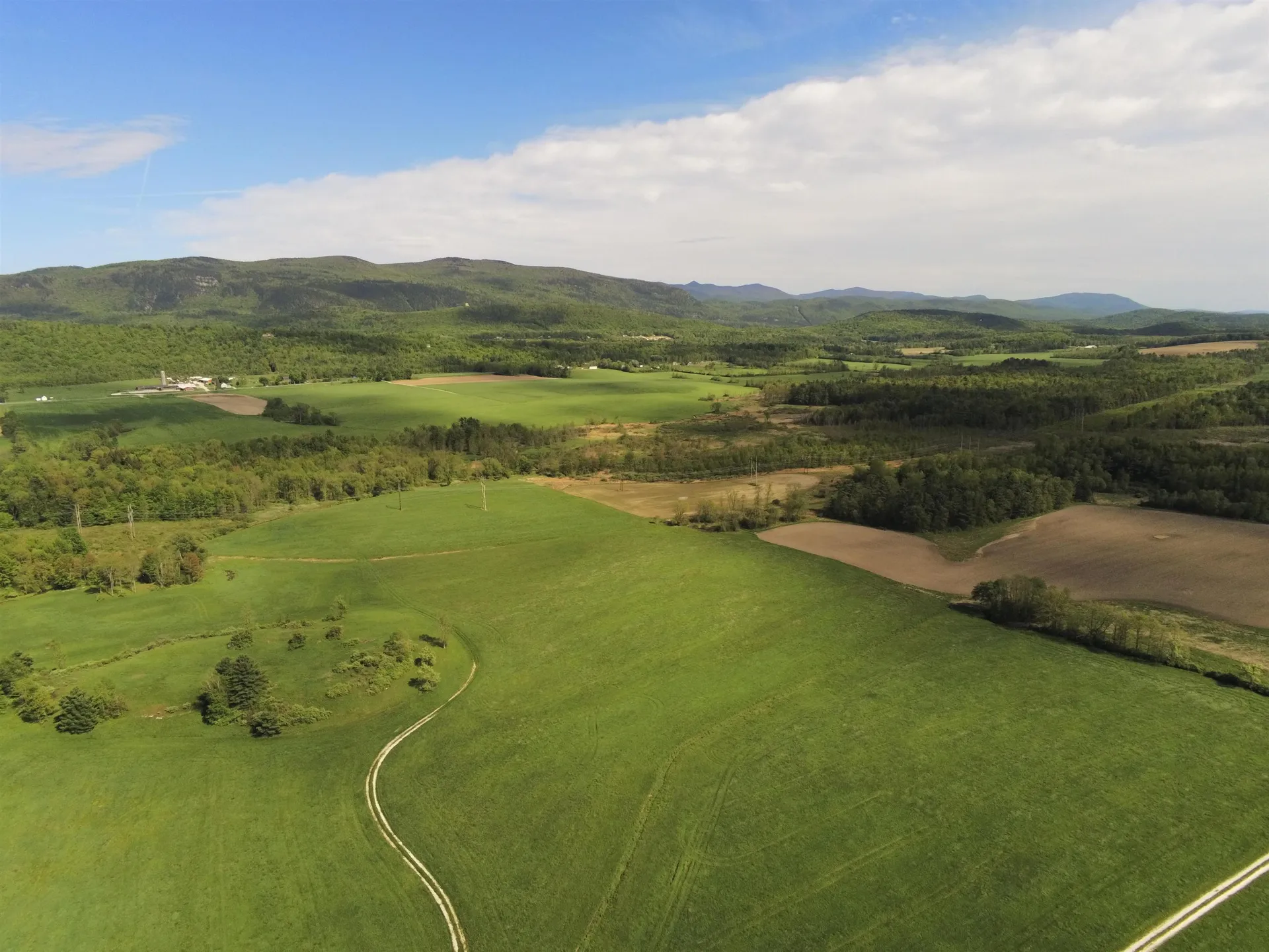 2112 Middle Road Salisbury VT 05769