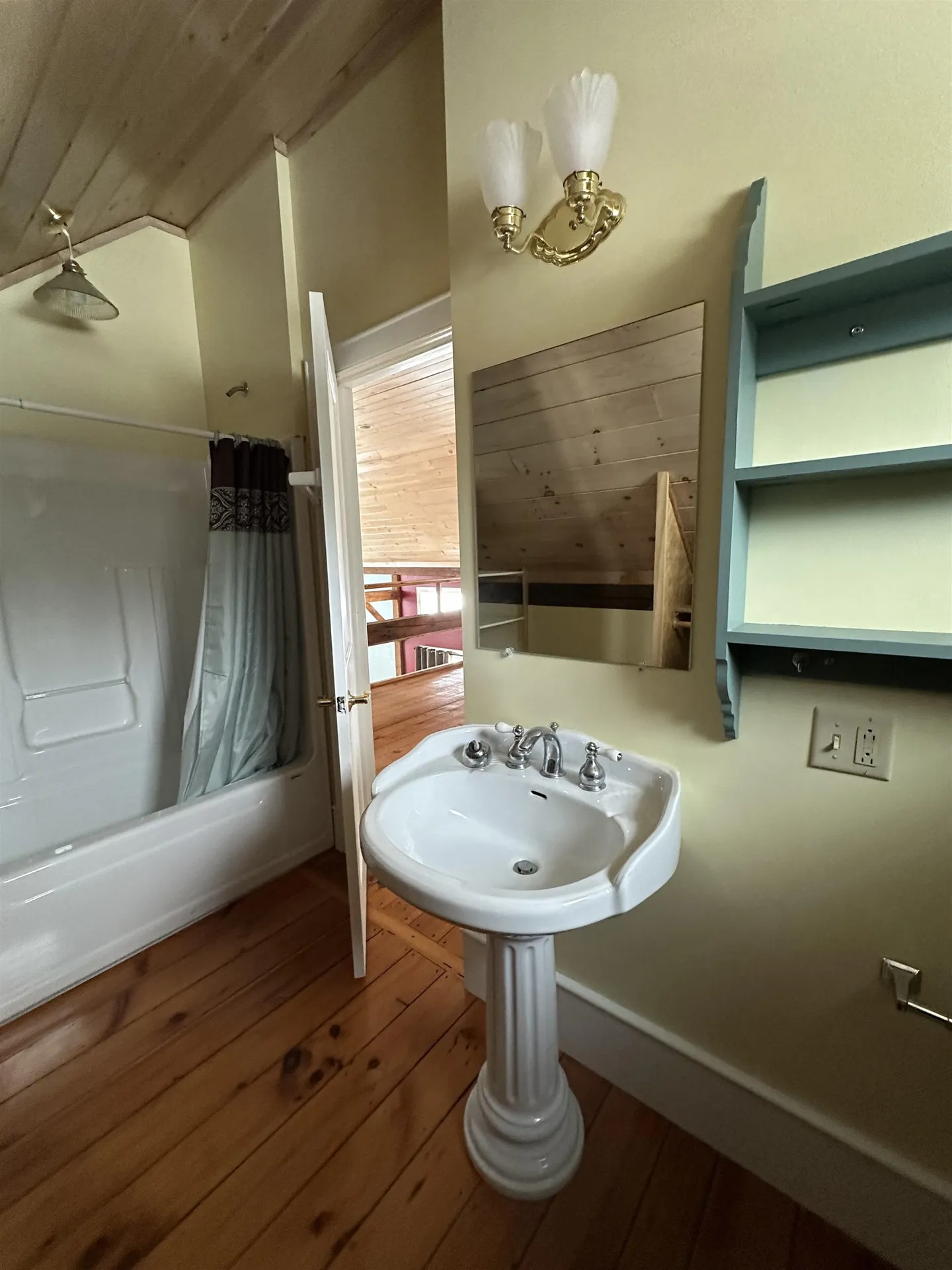 2112 Middle Road Salisbury VT 05769