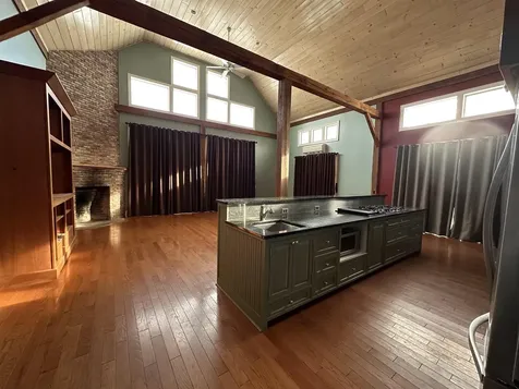 2112 Middle Road Salisbury VT 05769