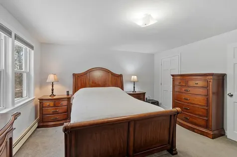 8 Blueberry Road Derry NH 03038