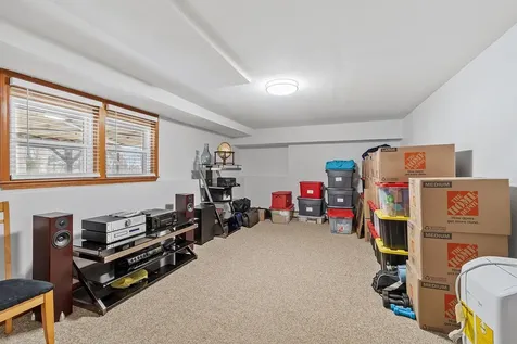 8 Blueberry Road Derry NH 03038