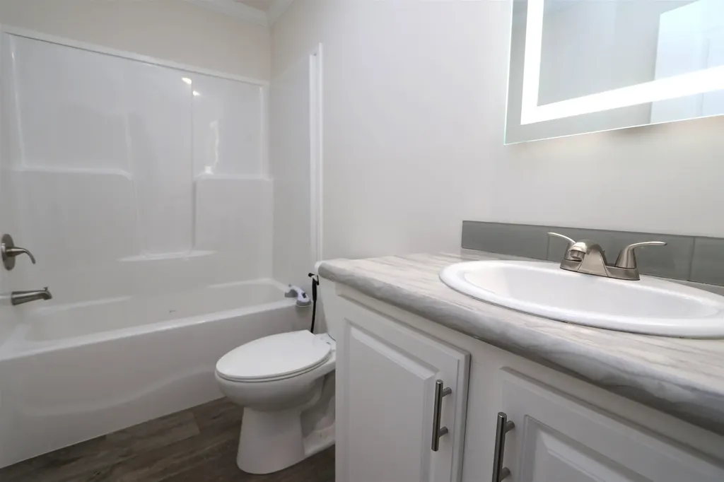 609 Canterbury Drive Exeter NH 03833