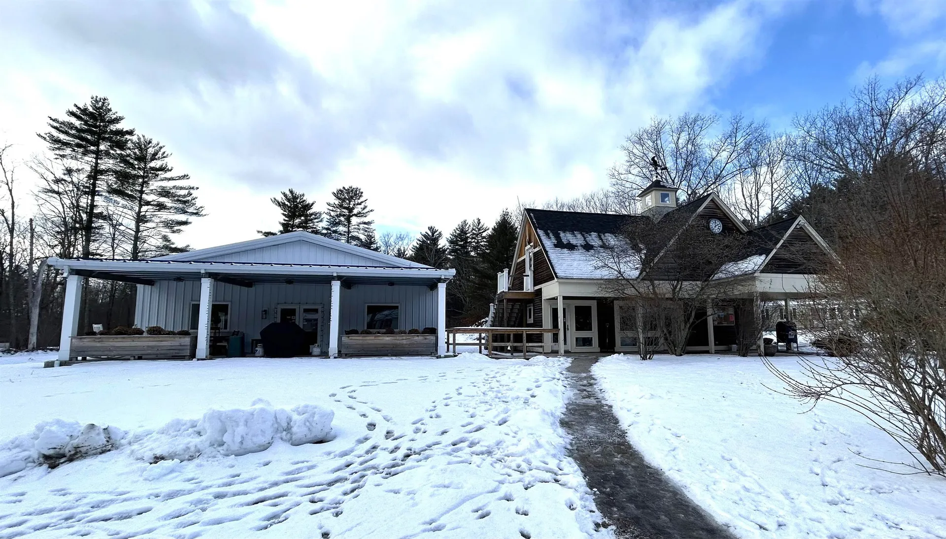 911 Camelot Drive Exeter NH 03833