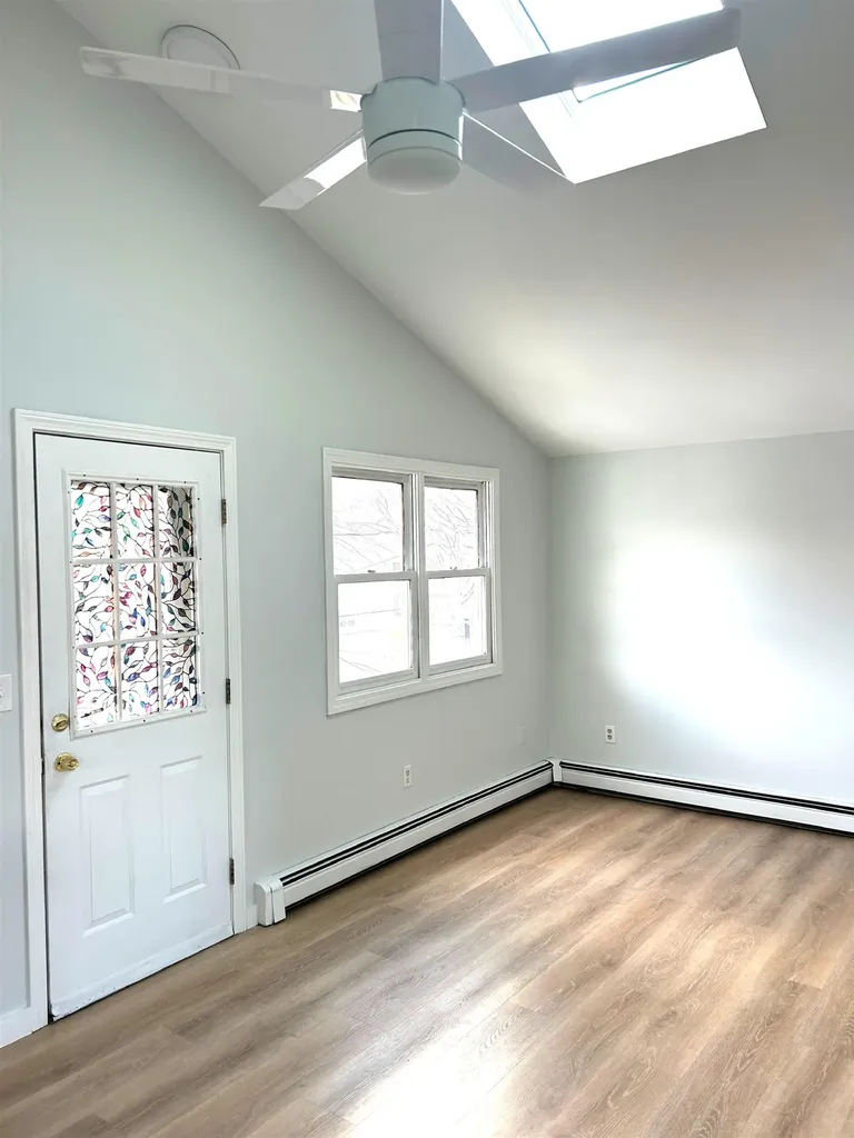 5 Swain Court Hampton NH 03842