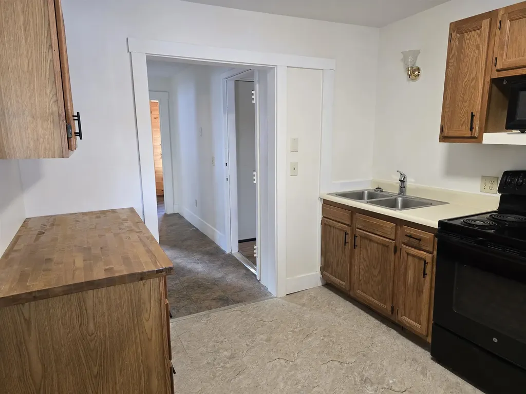 147-9 Laurel Street Newport NH 03773