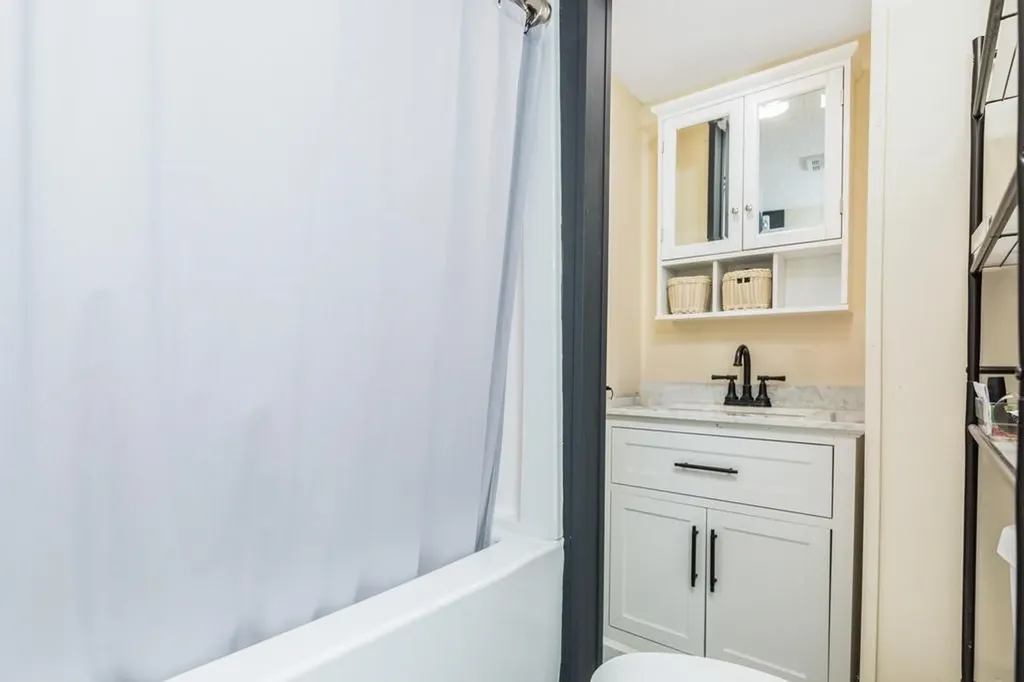 68 Moose Lane Rochester NH 03867