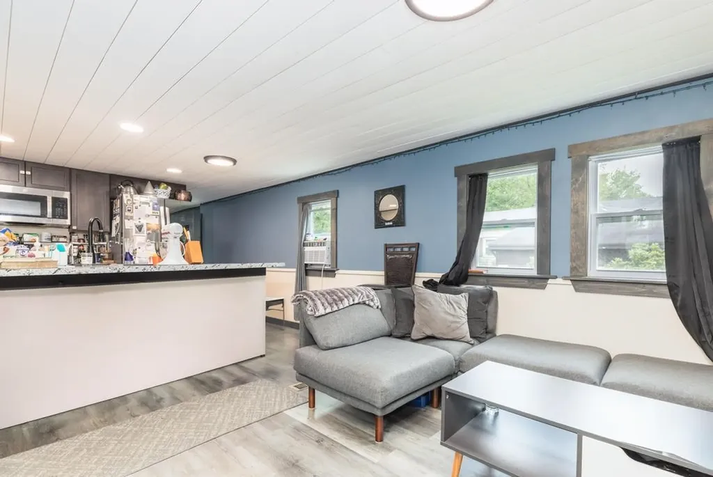 68 Moose Lane Rochester NH 03867