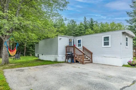 68 Moose Lane Rochester NH 03867