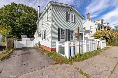 10 North Main Street Derry NH 03038