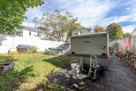 10 North Main Street Derry NH 03038