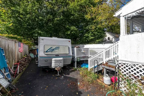 10 North Main Street Derry NH 03038