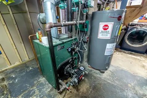 10 North Main Street Derry NH 03038