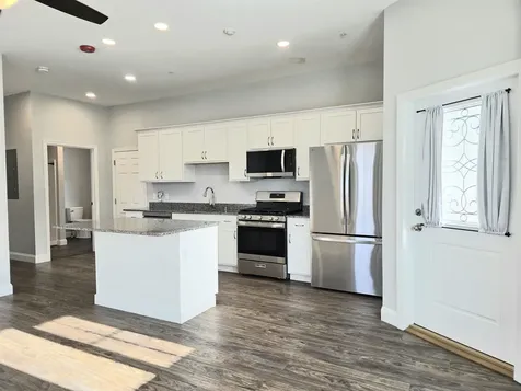 2 Railroad Avenue Merrimack NH 03054