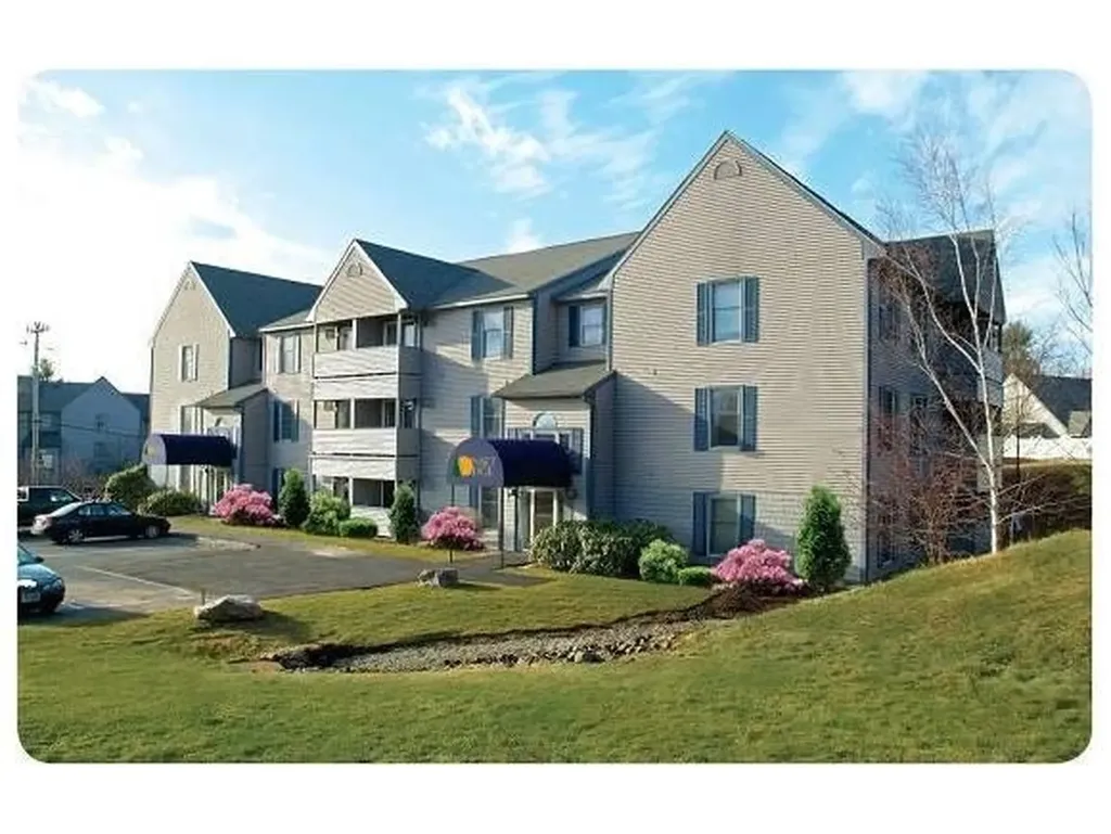 155 Eastern Avenue Manchester NH 03104