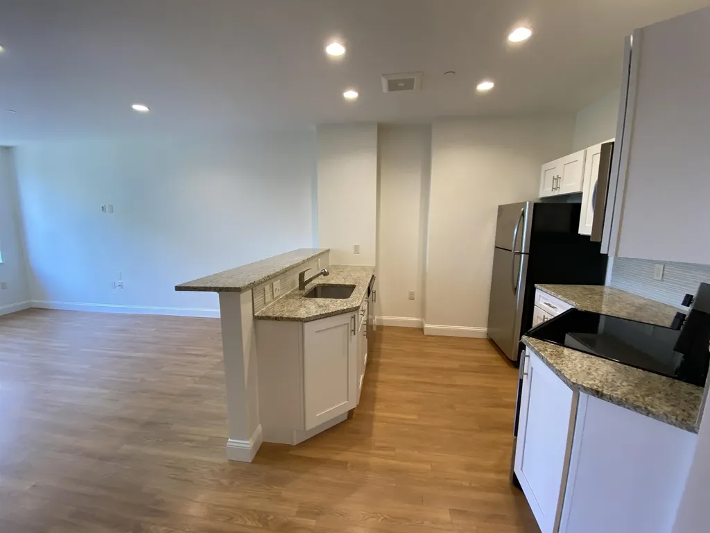 875 Elm Street Manchester NH 03101