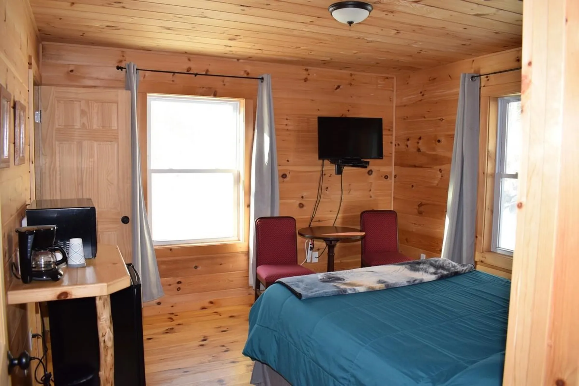 338 Percy Road Stark NH 03582