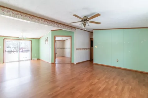 2477 Us Route 5 Derby VT 05829