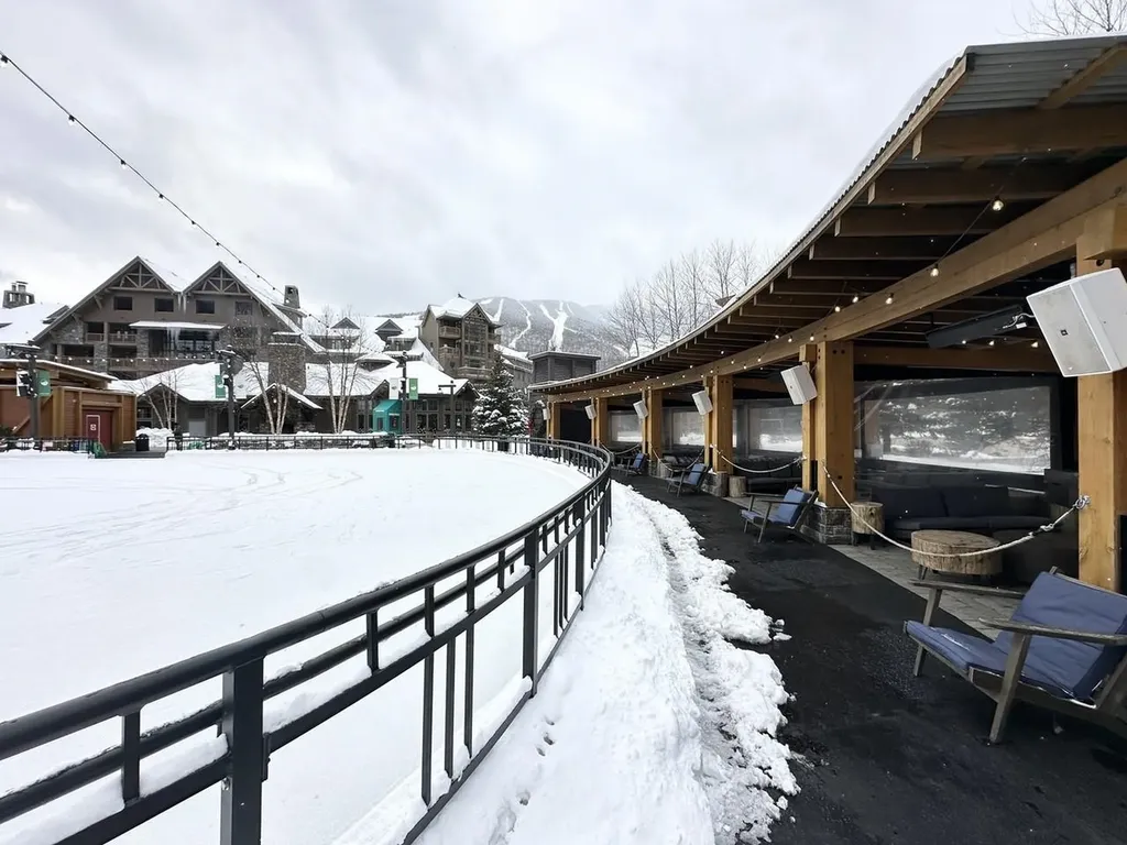 7412 Mountain Road Stowe VT 05672