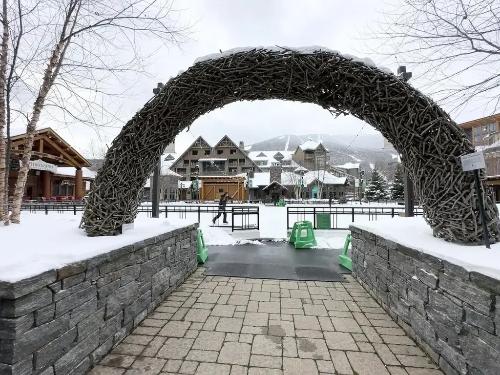 7412 Mountain Road Stowe VT 05672