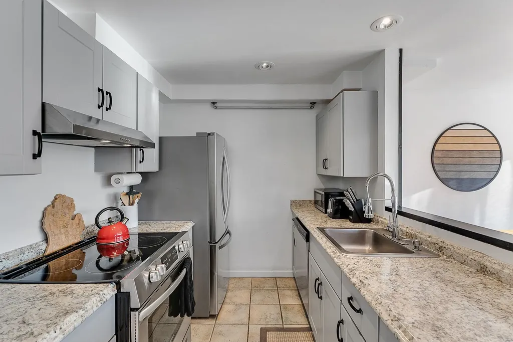 42 Lower Phase Road Warren VT 05672