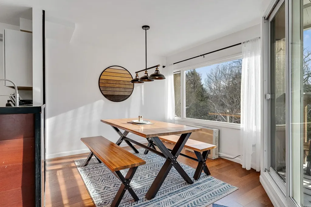 42 Lower Phase Road Warren VT 05672