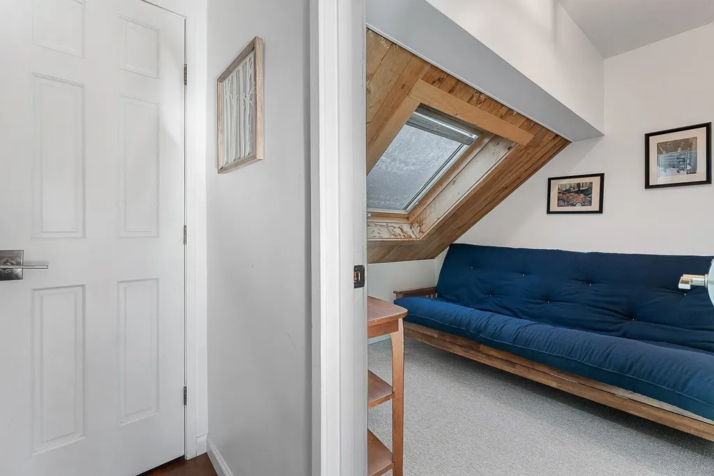 42 Lower Phase Road Warren VT 05672