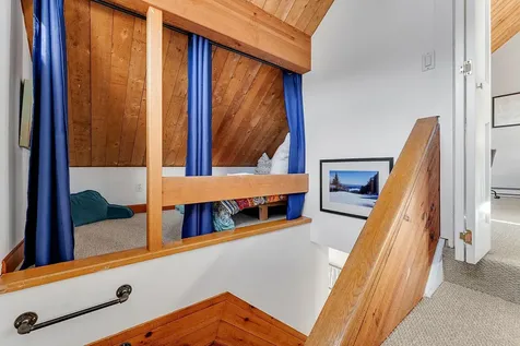 42 Lower Phase Road Warren VT 05672