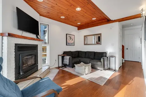 42 Lower Phase Road Warren VT 05672