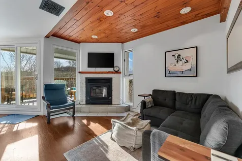 42 Lower Phase Road Warren VT 05672