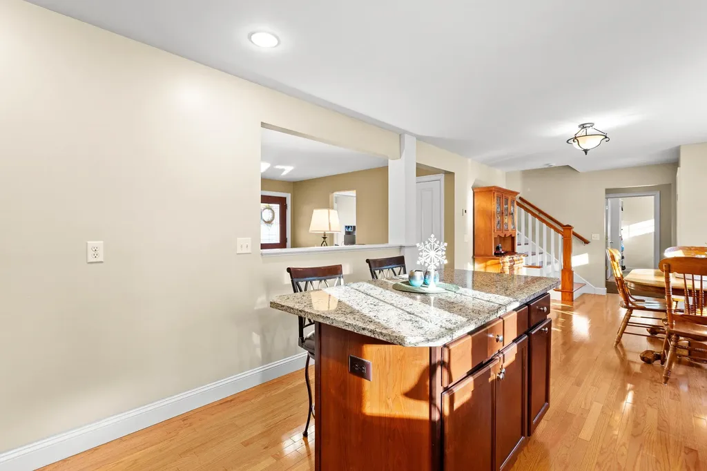 10 Pacific Drive Dover NH 03820