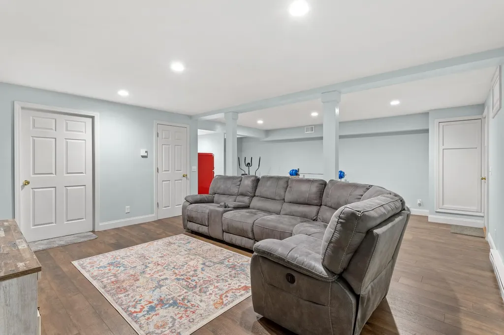 10 Pacific Drive Dover NH 03820