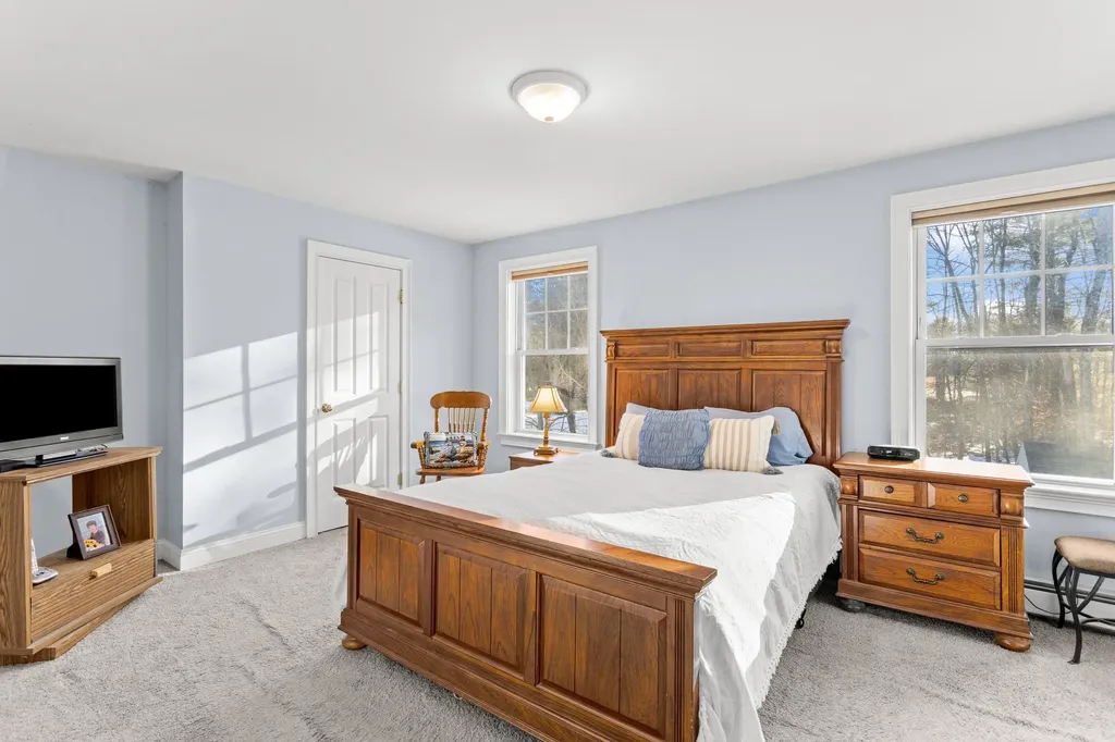 10 Pacific Drive Dover NH 03820