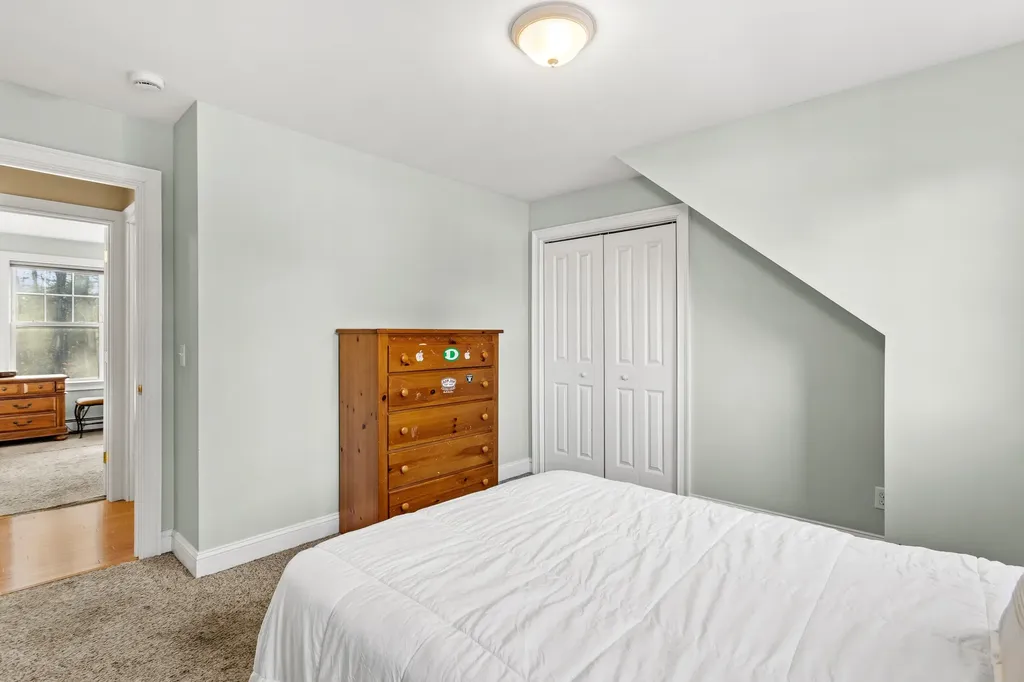 10 Pacific Drive Dover NH 03820