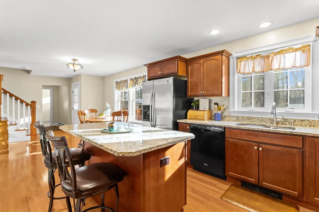 10 Pacific Drive Dover NH 03820